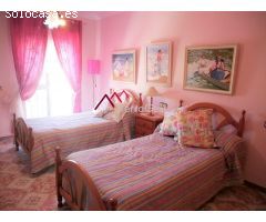 VENTA AMPLIA CASA BDA ANTONIO VEGA