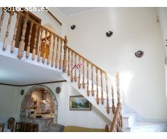 VENTA AMPLIA CASA PRADO DEL REY
