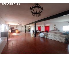 VENTA AMPLIA CASA EN VILLAMARTIN