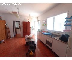 VENTA AMPLIA CASA EN VILLAMARTIN