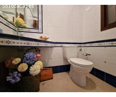 VENTA AMPLIA CASA INDEPENDIENTE. ZONA MULERA