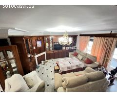 VENTA CASA CON TERRAZA ZONA CENTRO