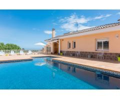 Chalet en Alquiler en Sant Cebrià de Vallalta, Barcelona