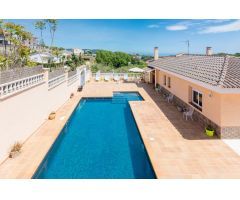 Chalet en Alquiler en Sant Cebrià de Vallalta, Barcelona