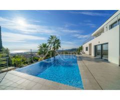 Villa de Lujo en Alquiler en Santa Susanna de Peralta, Barcelona