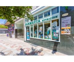 Se vende Farmacia en Avda. de Barañain, 6