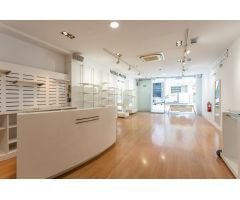 LOCAL MUY CENTRICO CON MUCHO PASO,PARA SUPERMERCADO,DELEGACION,GIMNASIO,SEGUROS,ETC..