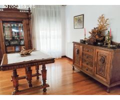 CASA DE PUEBLO MUY AMPLIA  EN EL CENTRO DEL PUEBLO