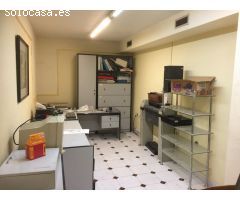 local comercial en San Jorge muy amplio con escaparate