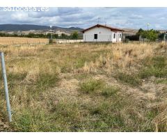 Terreno urbano de 517 metros con proyecto para construir un chalet independiente