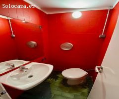 Se vende local comercial acondicionado para negocio de hostelería en Calle Jarauta