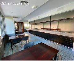 Ventas de local comercial en Miguel Astrain acondicionado para bar- cafeteria