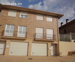 Chalet adosado en Muniain de la Solana Calle trujal 16