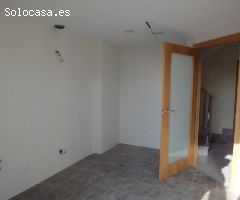 Chalet adosado en Muniain de la Solana Calle trujal 16