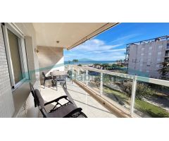 Bonito apartamento en primera línea de Playa de Daimús. Con piscina, garaje y trastero!!!!