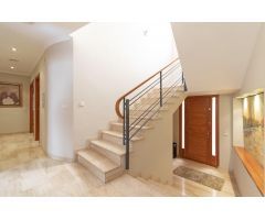 ESPECTACULAR CASA EN EL CENTRO DE LLIRIA