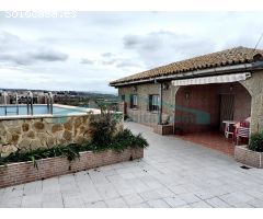 Chalet independiente en la urbanización Mullo de Crusa, en Vilamarxant