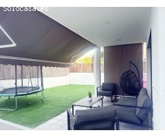 maravilloso chalet adosado en la urbanización Maravisa, en La Pobla de Vallbona