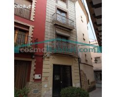 Casa de pueblo para reformar con gran potencial, en pleno corazón de Jérica!!!