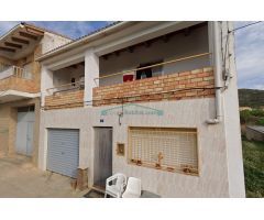 Casa de pueblo a la venta en el corazón de Chera. Una gran oportunidad de vivir la belleza de Chera!