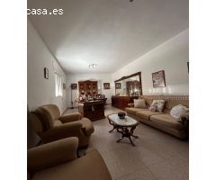 CASA DE PLANTA BAJA