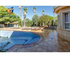 Chalet en Venta en Mutxamel, Alicante