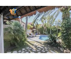 Chalet en Venta en Santa Pola, Alicante