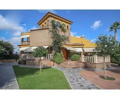 Chalet en Venta en Mutxamel, Alicante