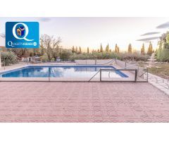 Chalet en Venta en Busot, Alicante