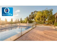 Chalet en Venta en Busot, Alicante