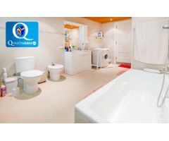 Casa en Venta en Busot, Alicante