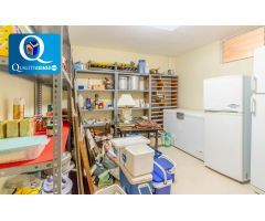 Casa en Venta en Busot, Alicante