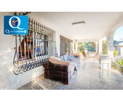 Casa en Venta en Busot, Alicante