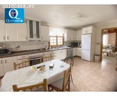 Chalet en Venta en Mutxamel, Alicante