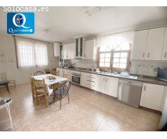 Chalet en Venta en Mutxamel, Alicante