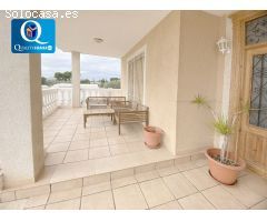 Chalet en Venta en Mutxamel, Alicante