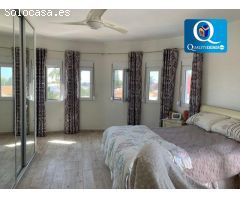 Chalet en Venta en Orihuela Costa, Alicante