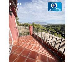 Chalet en Venta en Nucia (La), Alicante