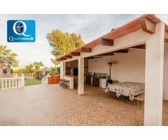 Chalet en Venta en Mutxamel, Alicante