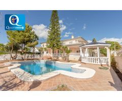 Villa en Venta en San Vicente del Raspeig, Alicante