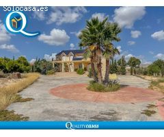 Chalet en Venta en San Vicente del Raspeig, Alicante