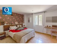 Chalet en Venta en Mutxamel, Alicante
