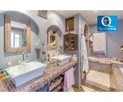 Chalet en Venta en Mutxamel, Alicante