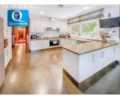 Villa Independiente en Venta en San Juan de Alicante, Alicante
