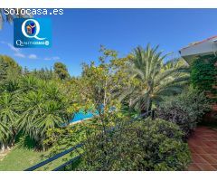 Villa Independiente en Venta en San Juan de Alicante, Alicante