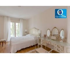 Villa en Venta en Campello (El), Alicante