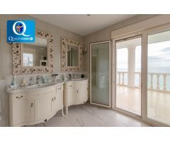 Villa en Venta en Campello (El), Alicante