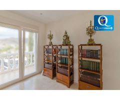 Villa en Venta en Campello (El), Alicante