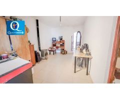 Chalet en Venta en Busot, Alicante