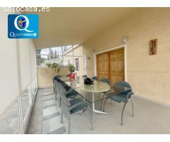Villa en Venta en Elche/Elx, Alicante